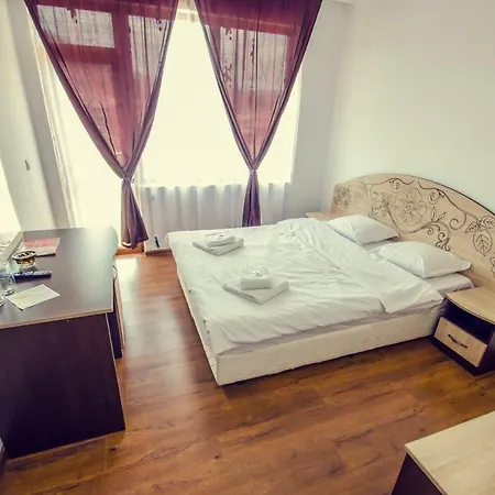 Ξενοδοχείο семеен арапов Family Arapov Draginovo